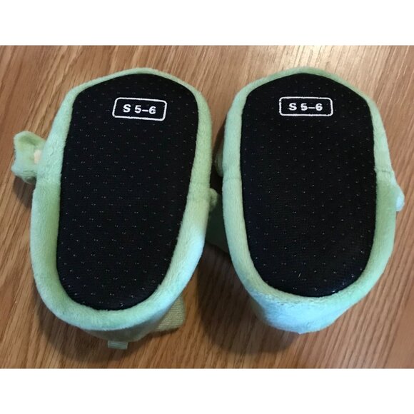 Baby Yoda Plush Slippers Toddler Boys/Girls Size 5-6 Lucasfilm Ltd. - Picture 8 of 8